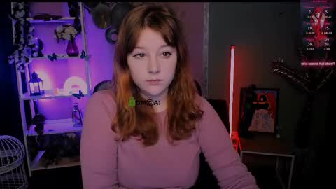 esma_shine online show from 12.21.25