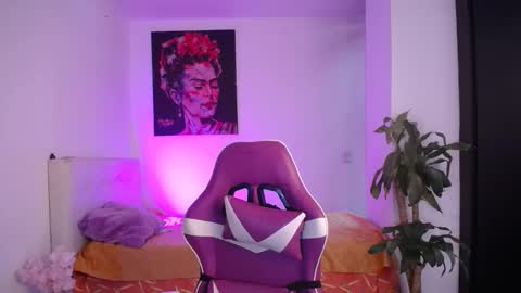 Esmeralda online show from 01.18.26