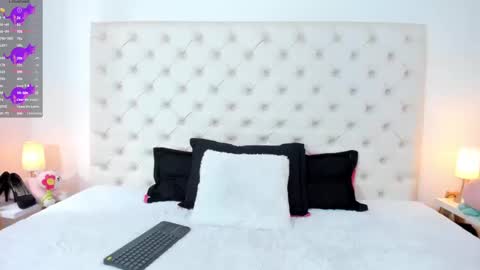 esmeralda  online show from 03.12.25