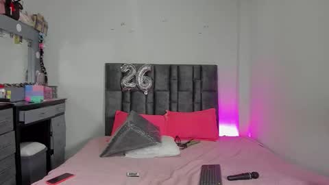 Perla online show from 02.19.26