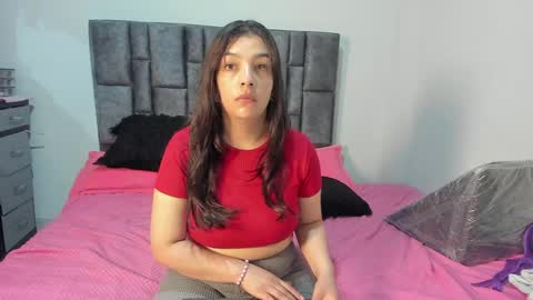 Perla online show from 05.25.26