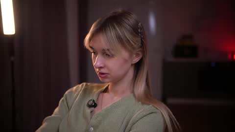 Snapshot of esmereal chatting on 02.21.26 How was your Christmas online show from 02.21.26