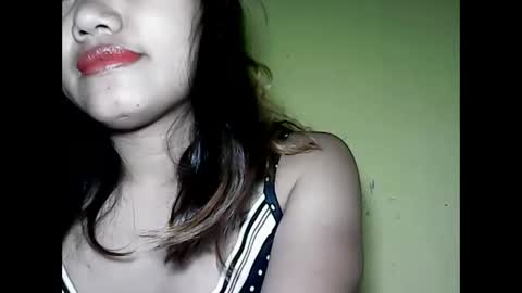 Snapshot of especialgirl_28 chatting on 12.05.24 especialgirl_28 online show from 12.05.24