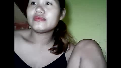 Snapshot of especialgirl_28 chatting on 12.10.24 especialgirl_28 online show from 12.10.24