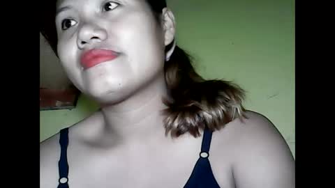 Snapshot of especialgirl_28 chatting on 12.13.24 especialgirl_28 online show from 12.13.24