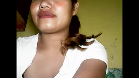 Snapshot of especialgirl_28 chatting on 01.22.25 especialgirl_28 online show from 01.22.25