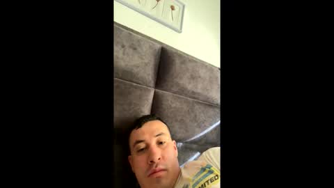 esteban121222 online show from 12.16.25