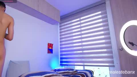 E S T E B A N online show from 09.30.25