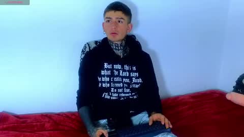 Esteban independent model online show from 04.22.26