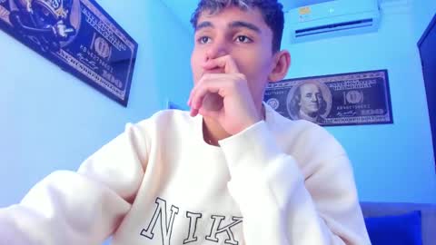 Esteban online show from 12.23.24