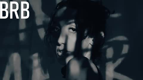 Estefa G online show from 12.11.24