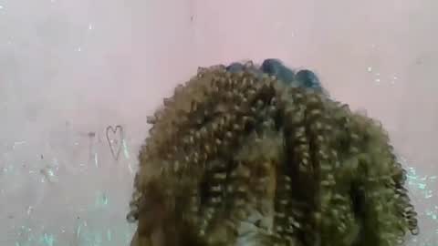 estelah20 online show from 11.27.25