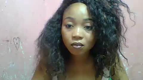 estelah20 online show from 12.01.25