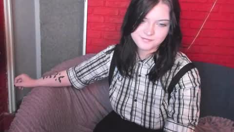 Ester  online show from 04.09.26