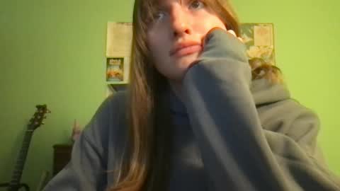 Esther Grey online show from 02.23.25