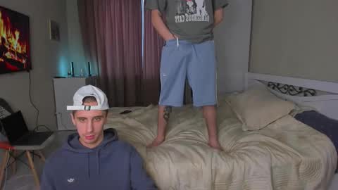 LOUIS online show from 02.03.26