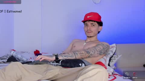 Snapshot of estivenvel chatting on 01.09.25 estivenvel online show from 01.09.25