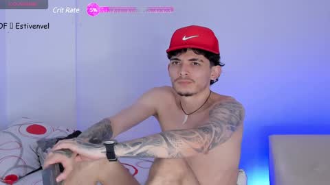 Snapshot of estivenvel chatting on 01.15.25 estivenvel online show from 01.15.25