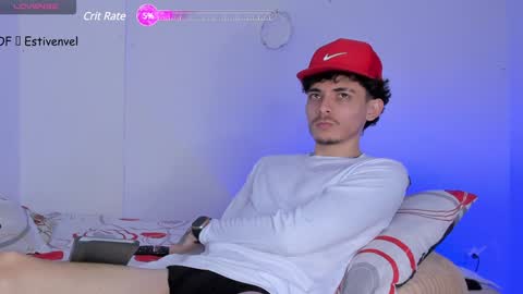 Snapshot of estivenvel chatting on 01.31.25 estivenvel online show from 01.31.25