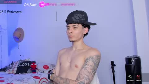 Snapshot of estivenvel chatting on 02.21.25 estivenvel online show from 02.21.25