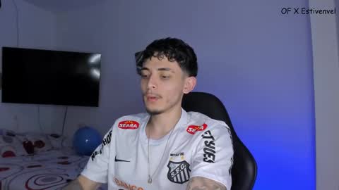 Snapshot of estivenvel chatting on 09.24.25 estivenvel online show from 09.24.25