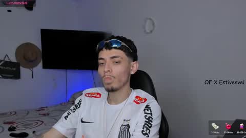 Snapshot of estivenvel chatting on 10.07.25 estivenvel online show from 10.07.25