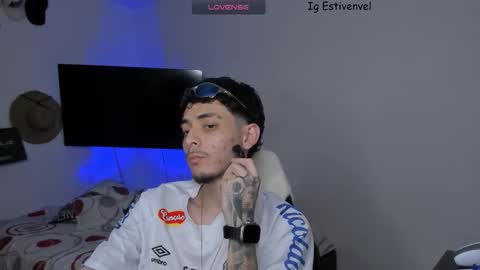 Snapshot of estivenvel chatting on 11.11.25 estivenvel online show from 11.11.25