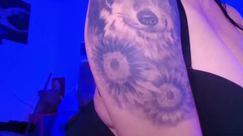 Estrella online show from 09.12.25