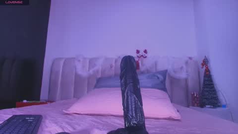 Estrella online show from 12.03.25