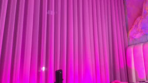 Estrella online show from 04.17.26