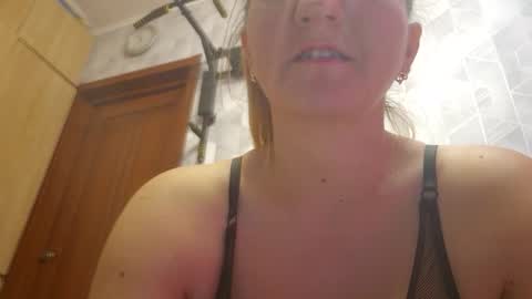 estrellawalters online show from 09.30.25