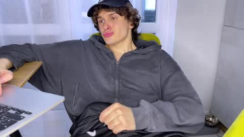 Alex online show from 05.21.26