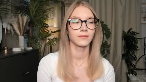 Natalie online show from 10.16.25