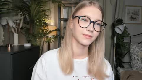 Natalie online show from 10.22.25