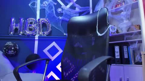 Etham online show from 10.30.25