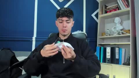 Etham online show from 11.15.25