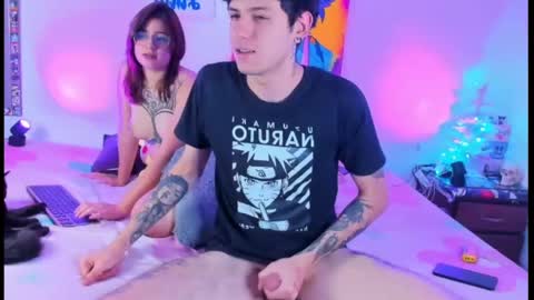 Snapshot of ethan_and_anne chatting on 12.01.24 Ethan and Anne online show from 12.01.24