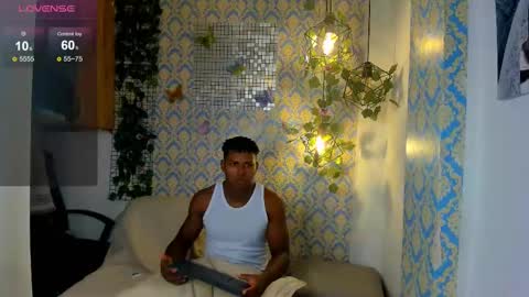 Snapshot of ethan_blackwood chatting on 02.05.25 ethan_blackwood online show from 02.05.25