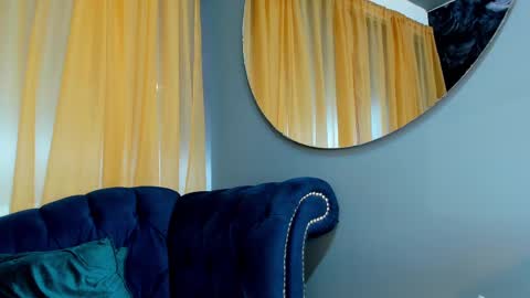 King Ethan online show from 03.05.25