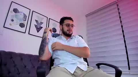 Snapshot of ethan_greacee chatting on 02.19.26 ethan_greacee online show from 02.19.26