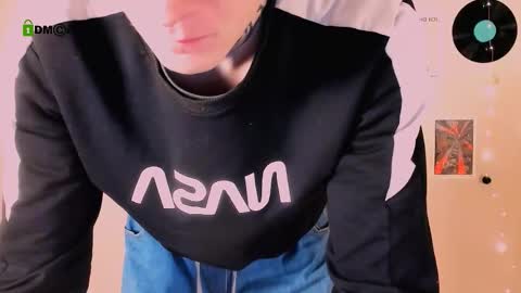 Snapshot of ethan_shade chatting on 12.20.25 ethan_shade online show from 12.20.25