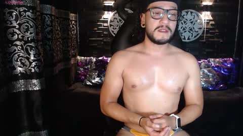 ethan w7 online show from 10.10.25