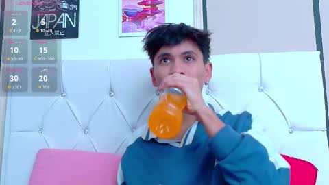 Snapshot of ethan_westt chatting on 11.14.25 Ethan online show from 11.14.25