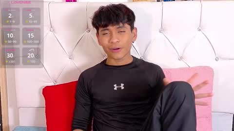 Snapshot of ethan_westt chatting on 11.26.25 Ethan online show from 11.26.25