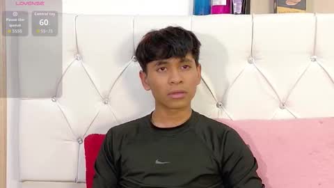 Snapshot of ethan_westt chatting on 11.27.25 Ethan online show from 11.27.25