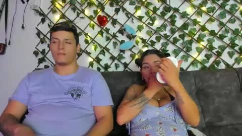 Snapshot of ethanandbrianna chatting on 01.05.25 ethanandbrianna online show from 01.05.25