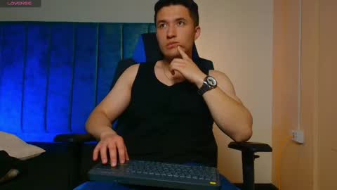 Snapshot of ethanconnor_ chatting on 10.03.25 ethanconnor_ online show from 10.03.25