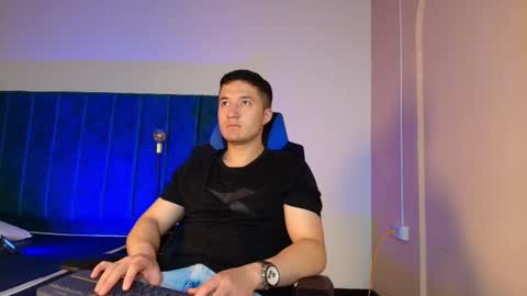 ethanconnor_ online show from 10.16.25