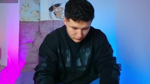 ethanconnor_ online show from 04.06.26