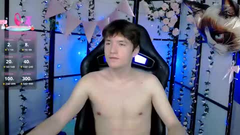 Snapshot of ethansinful chatting on 09.28.25 Ethan online show from 09.28.25